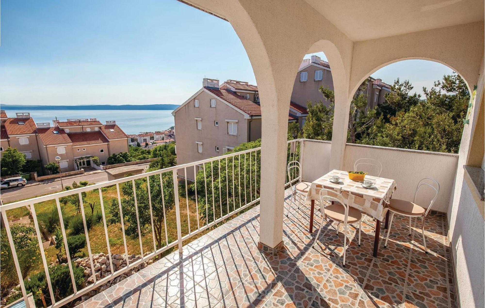 Apartment Awesome Apartment In Novi Vinodolski With Wifi *